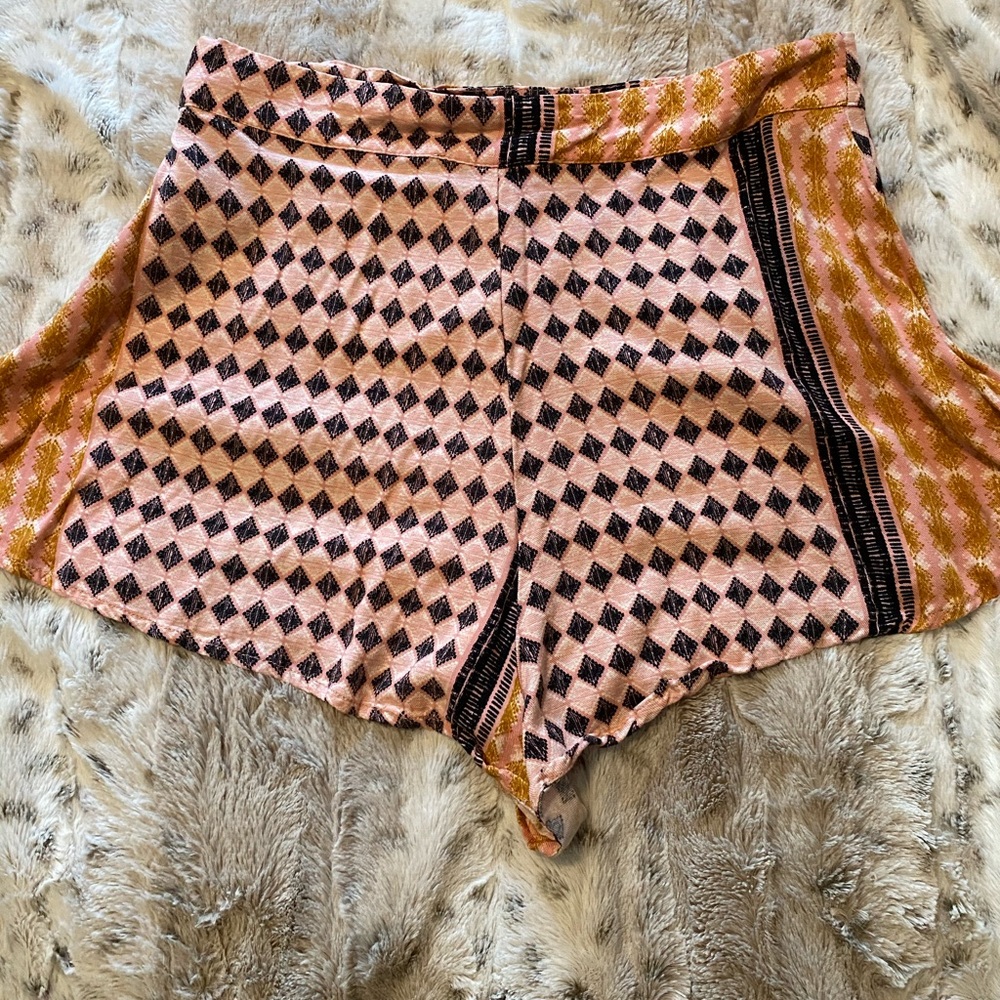 Patterned Shorts - image 5